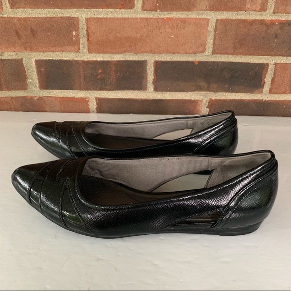 lifestride pointed toe flats